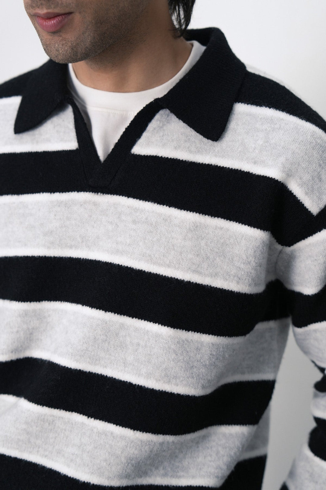 STRIPED POLO SWEATER