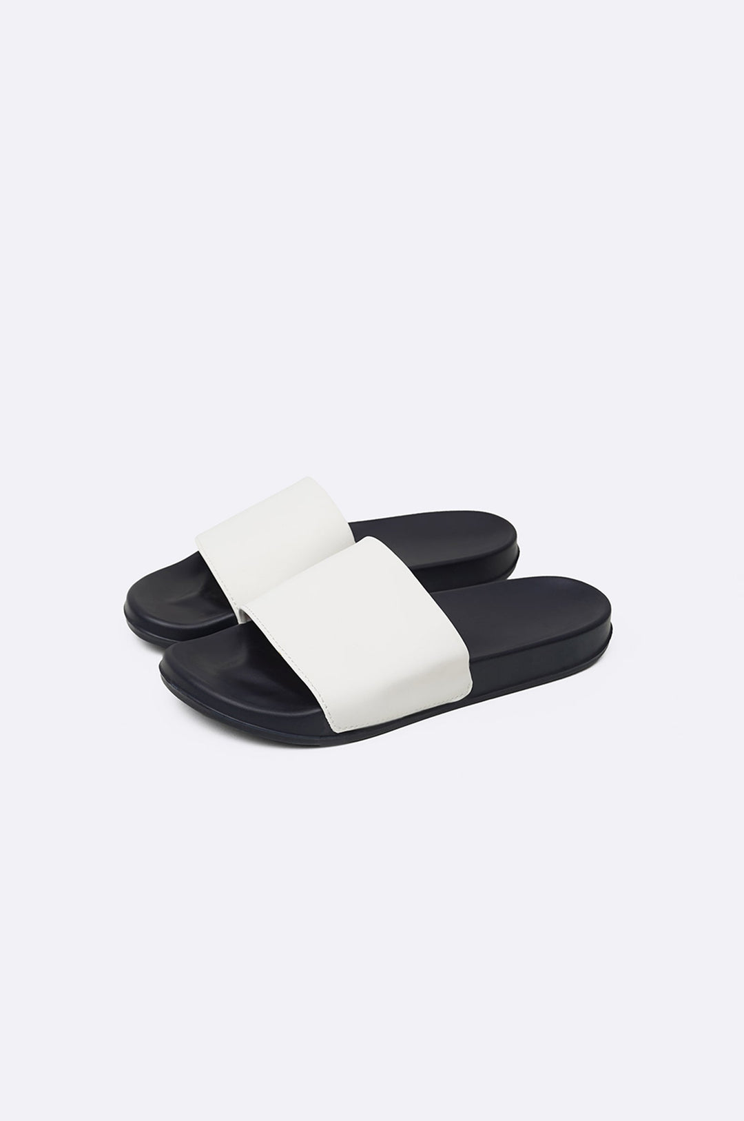 WHITE EVERYDAY SLIDES