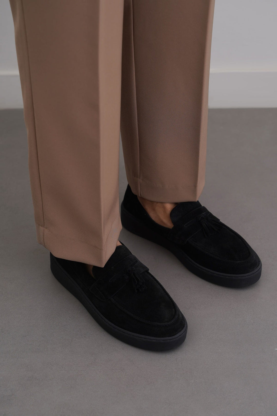 BLACK SUEDE LEATHER TASSEL LOAFERS