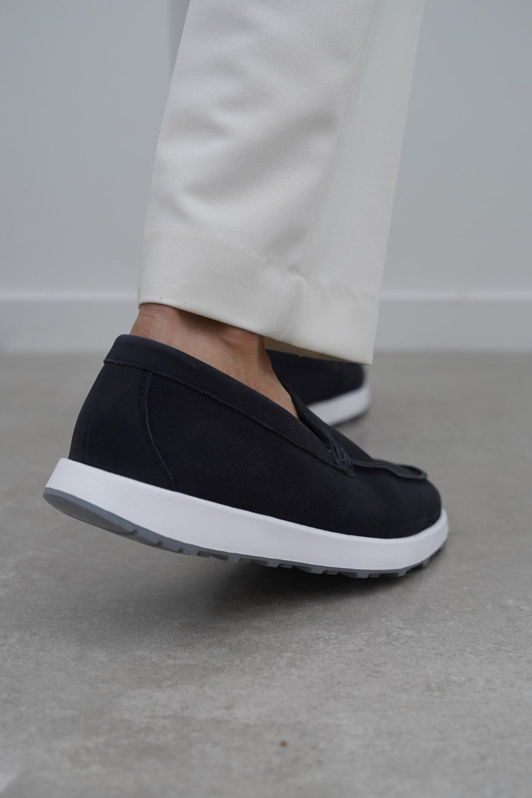 NAVY AIR LEATHER LOAFERS