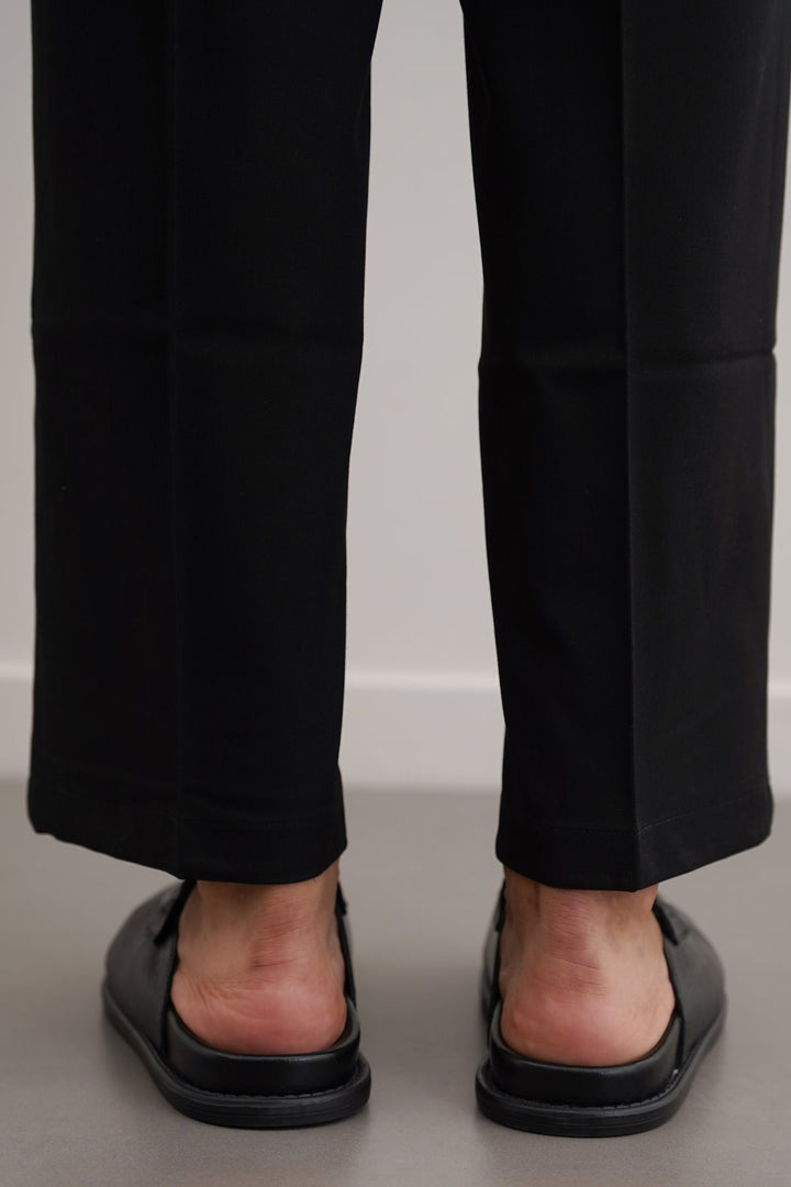 BLACK GRAIN LEATHER MULES