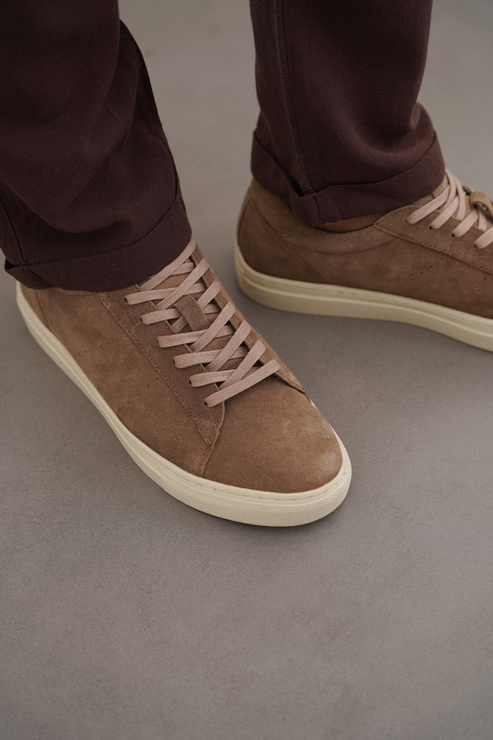 TAUPE LACE-UP LEATHER SNEAKERS