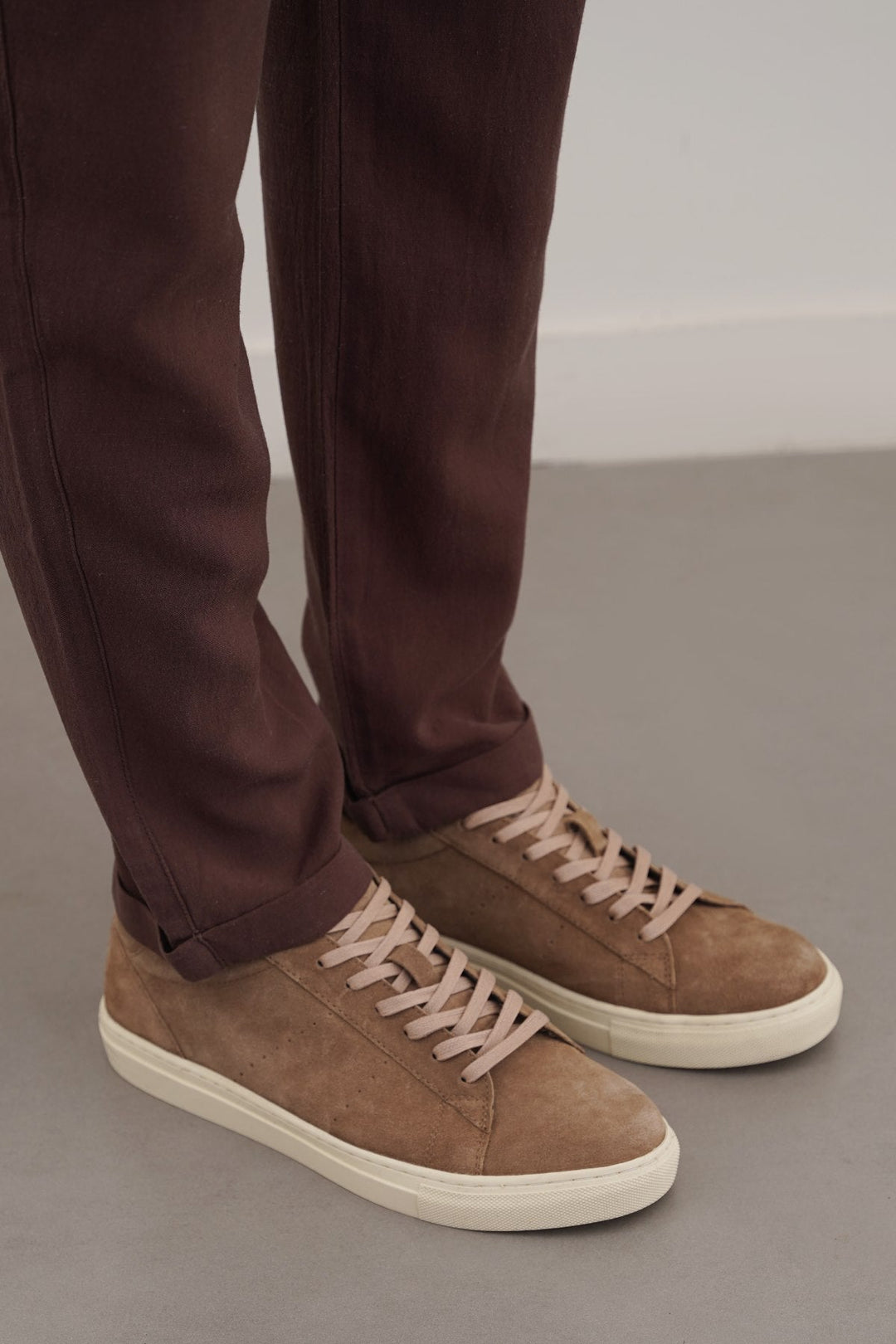 TAUPE LACE-UP LEATHER SNEAKERS