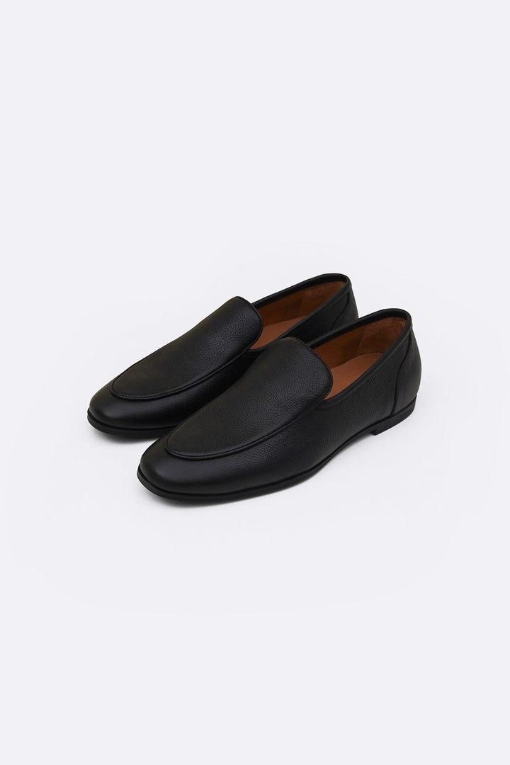 BLACK SMART LEATHER LOAFERS