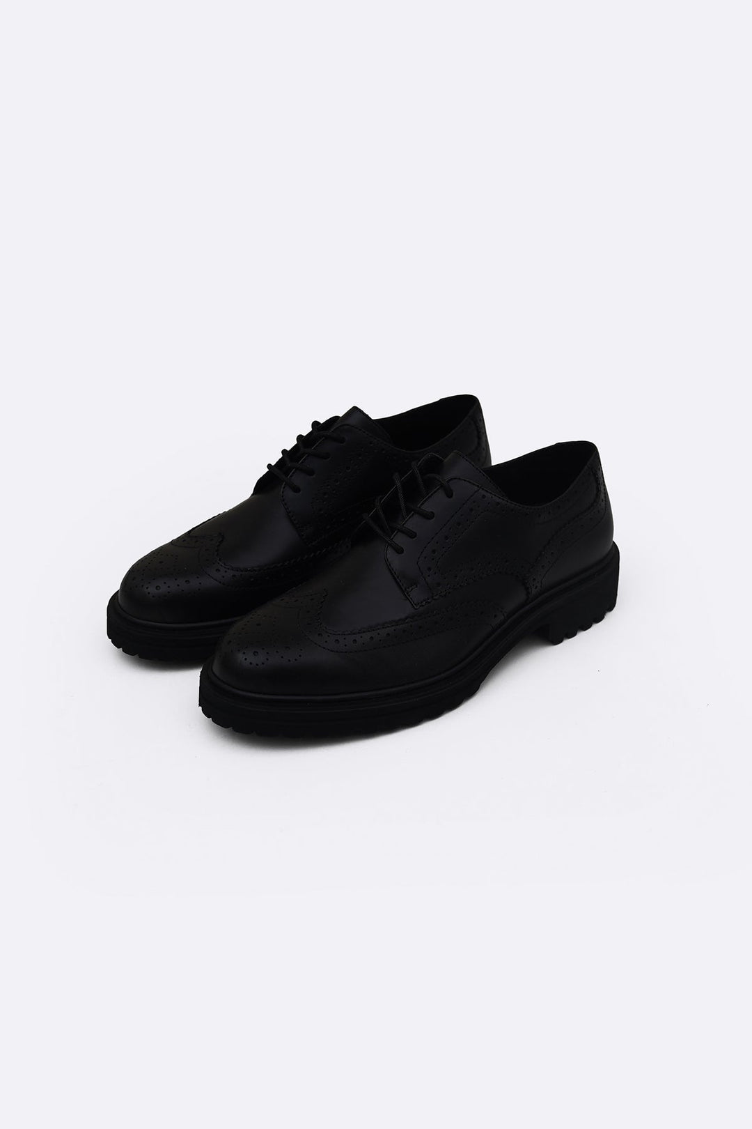 BLACK CLASSIC LEATHER BROGUES