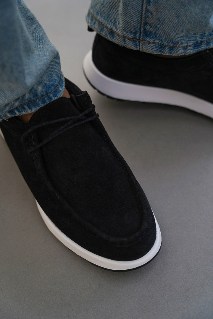 BLACK MOC TOE SUEDE WALKERS