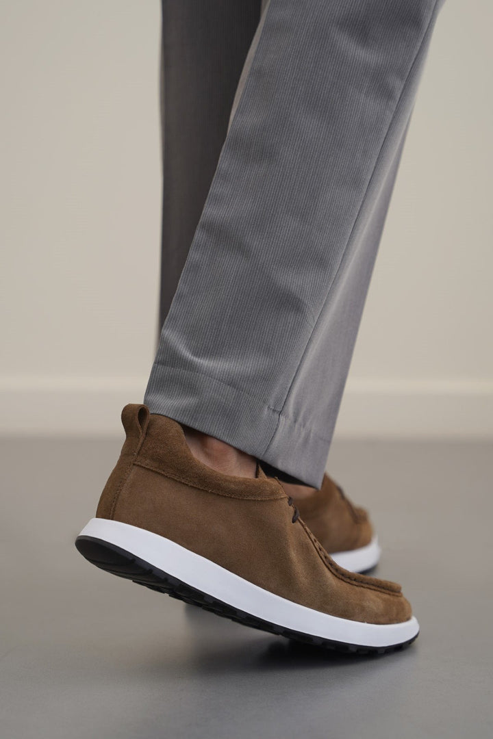 BROWN MOC TOE SUEDE WALKERS