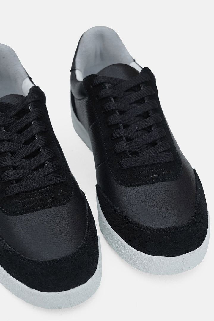 BLACK-RETRO LEATHER TRAINERS