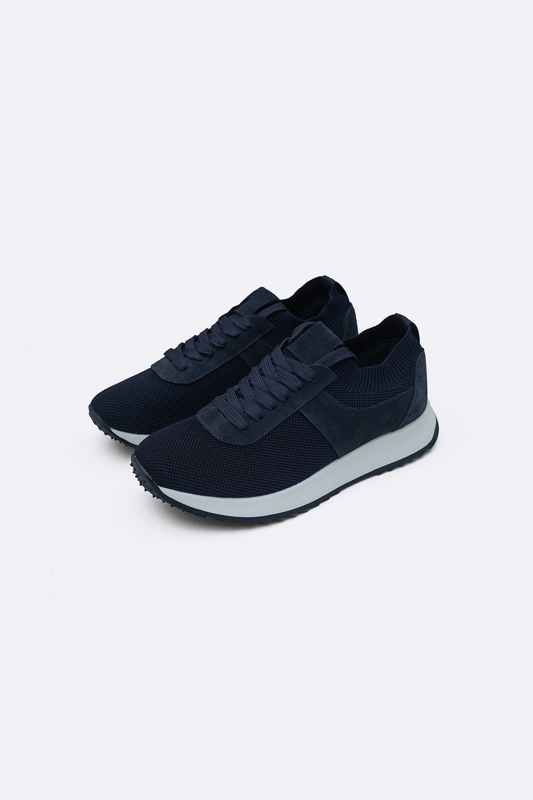 LACE-UP KNIT SNEAKERS