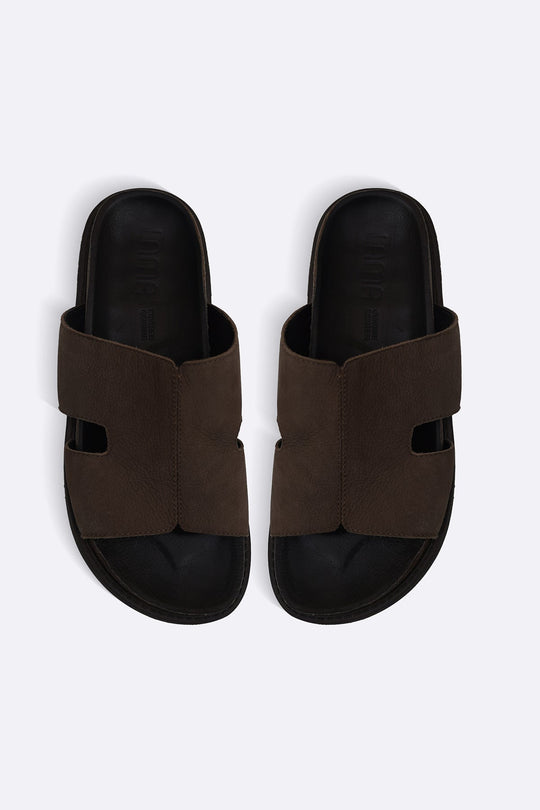 BROWN LEATHER CASUAL SLIDES