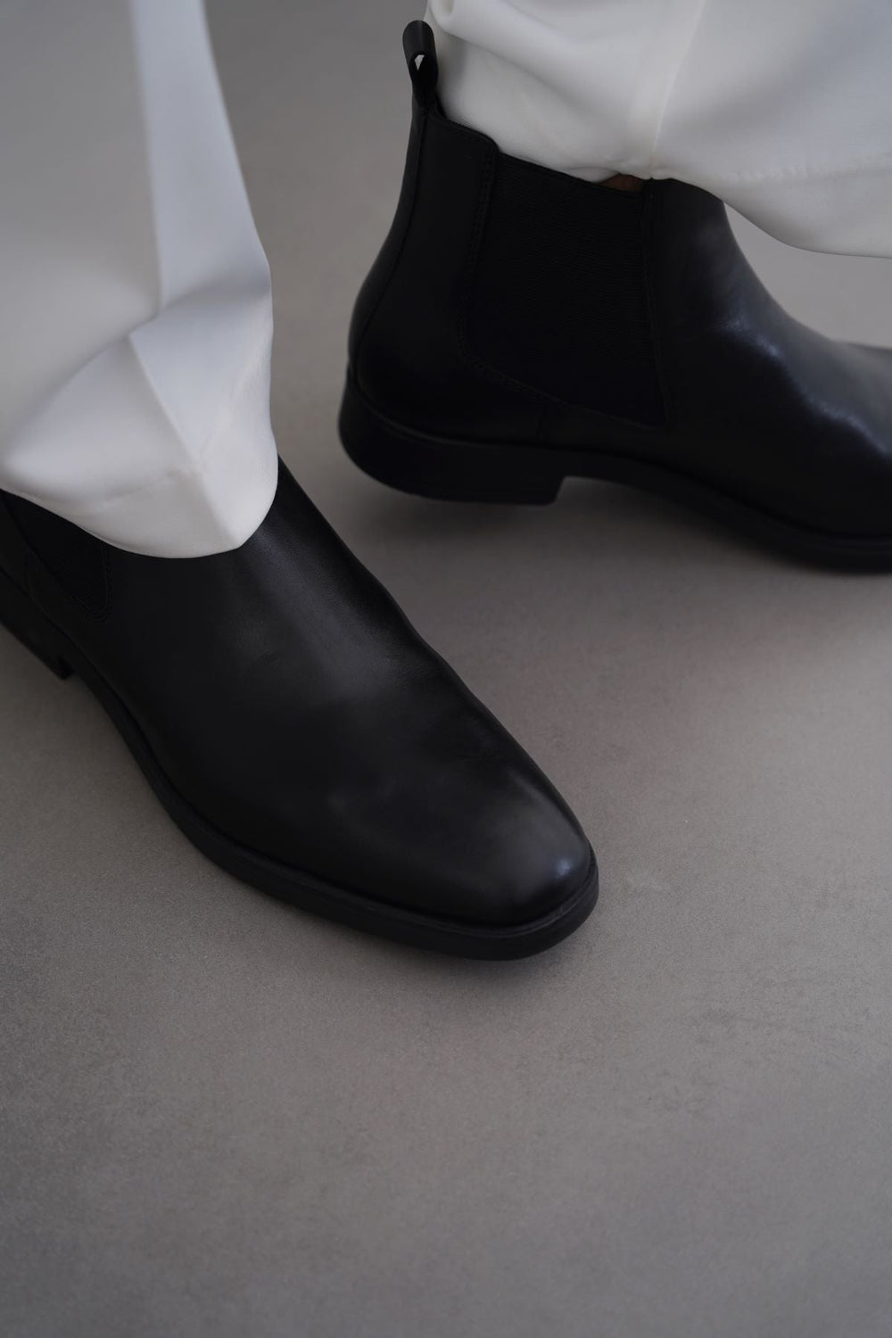 BLACK CLASSIC LEATHER CHELSEAS