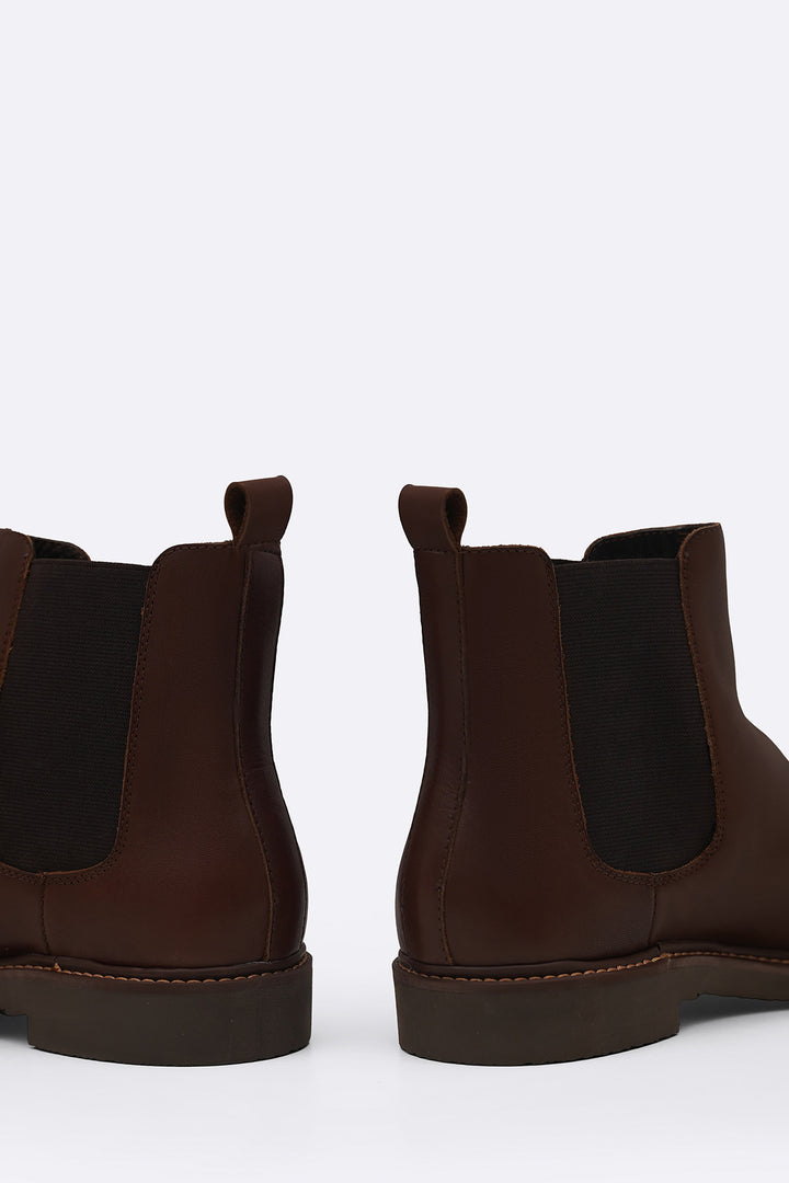 BROWN LEATHER CHELSEA BOOTS