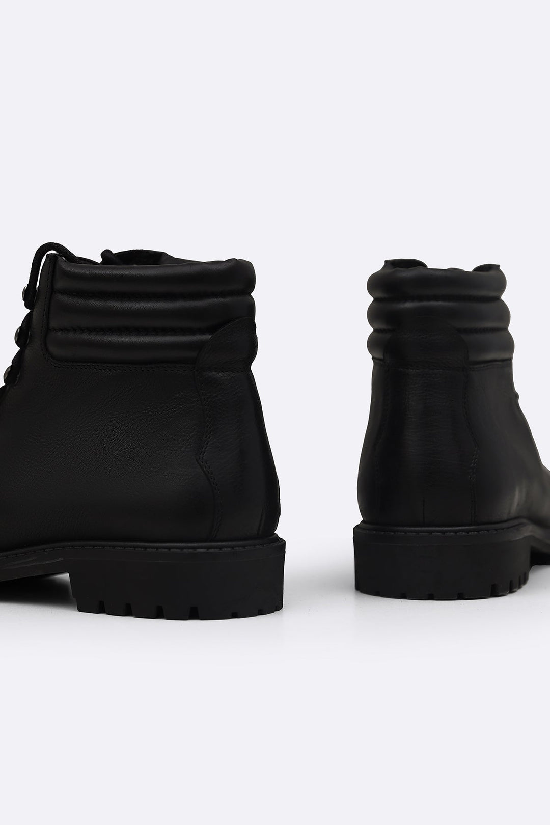 BLACK LEATHER URBAN HIKERS