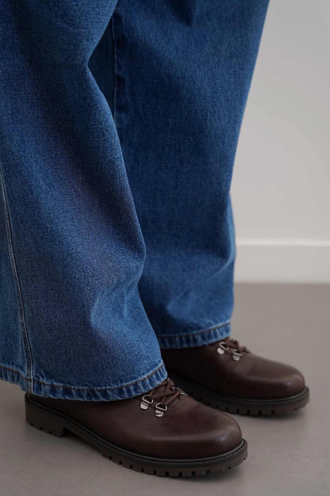 DARK BROWN LEATHER URBAN HIKERS