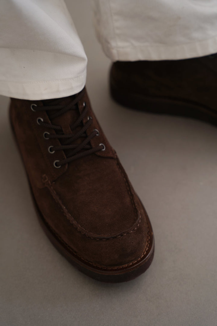 DARK BROWN SUEDE HIGH-ANKLE BOOT