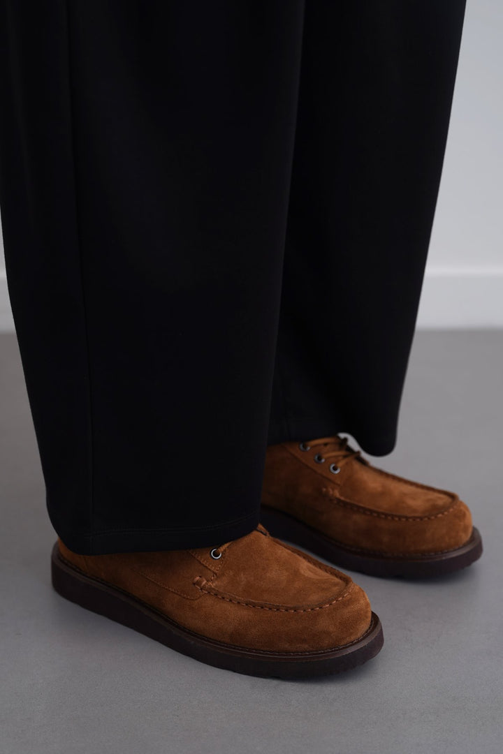 BROWN SUEDE HIGH-ANKLE BOOT