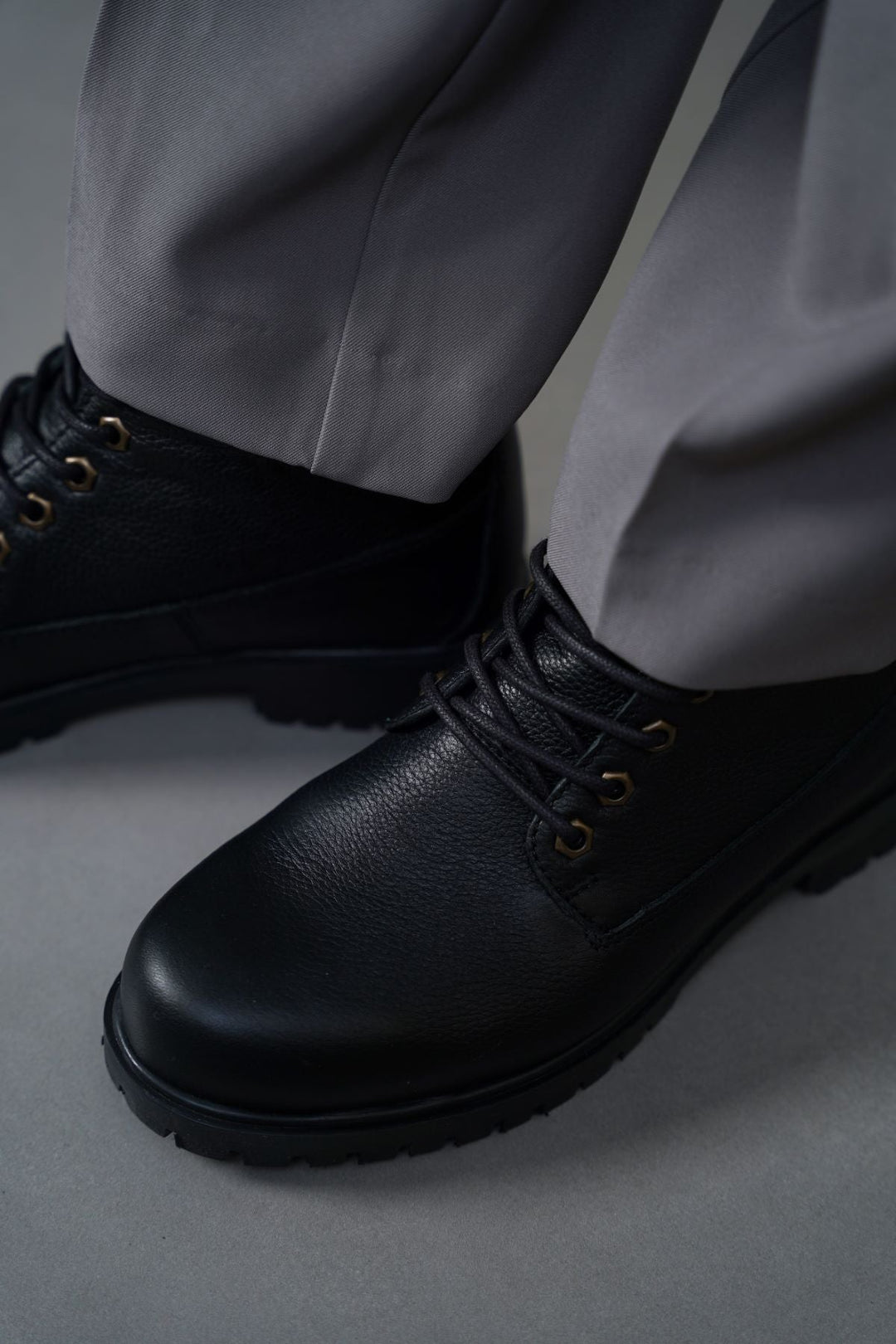 BLACK TITAN LEATHER BOOT