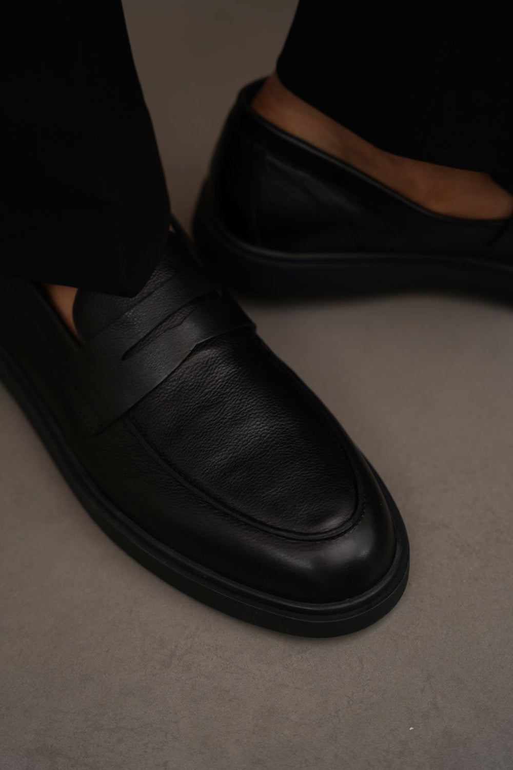 BLACK EVERYDAY LEATHER LOAFERS