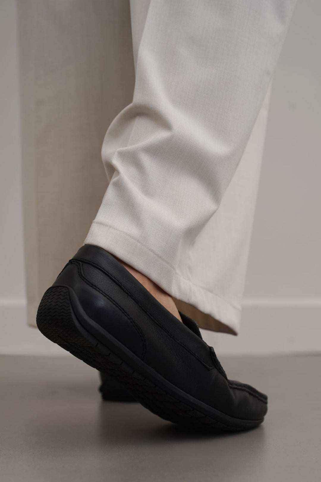 COMFORT REAL LEATHER MOCCASIN