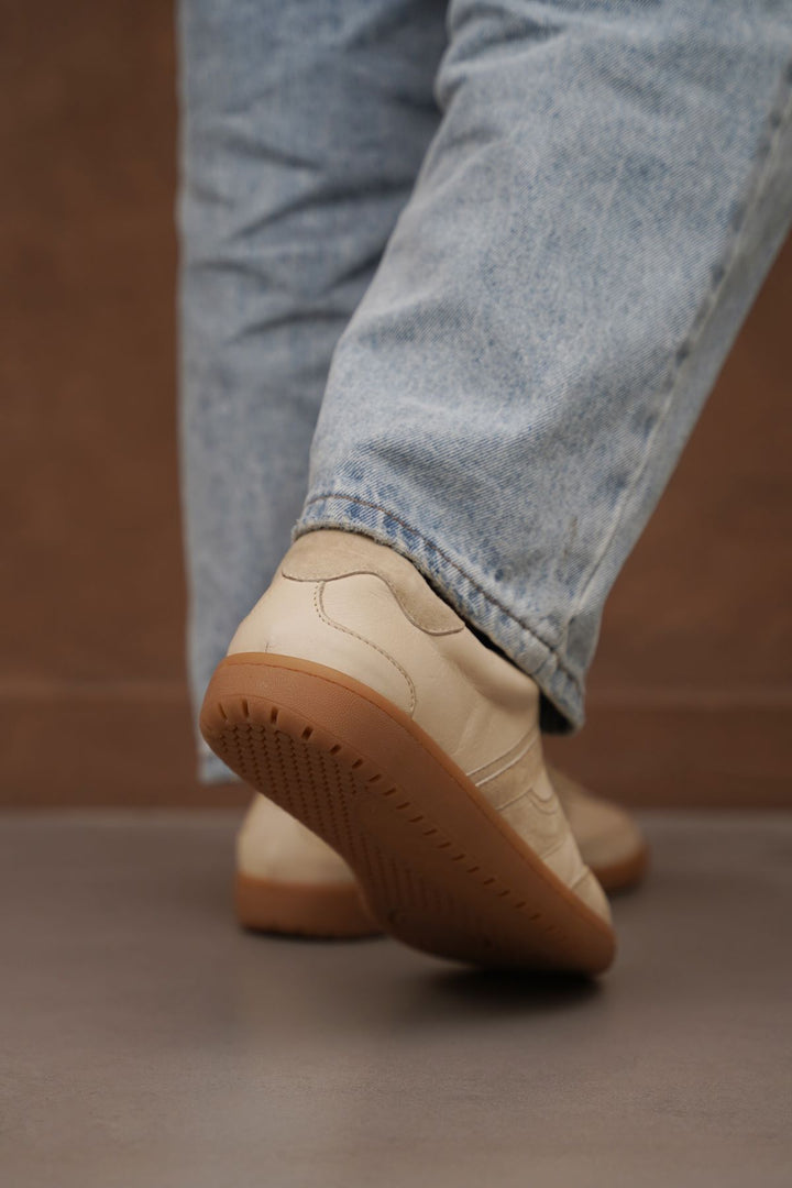 TAUPE STREET LEATHER SNEAKERS