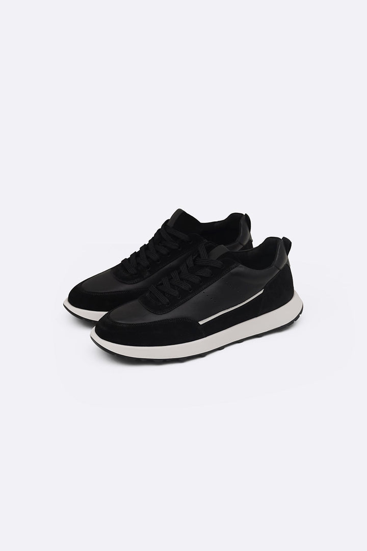 BLACK AIR LEATHER SNEAKERS