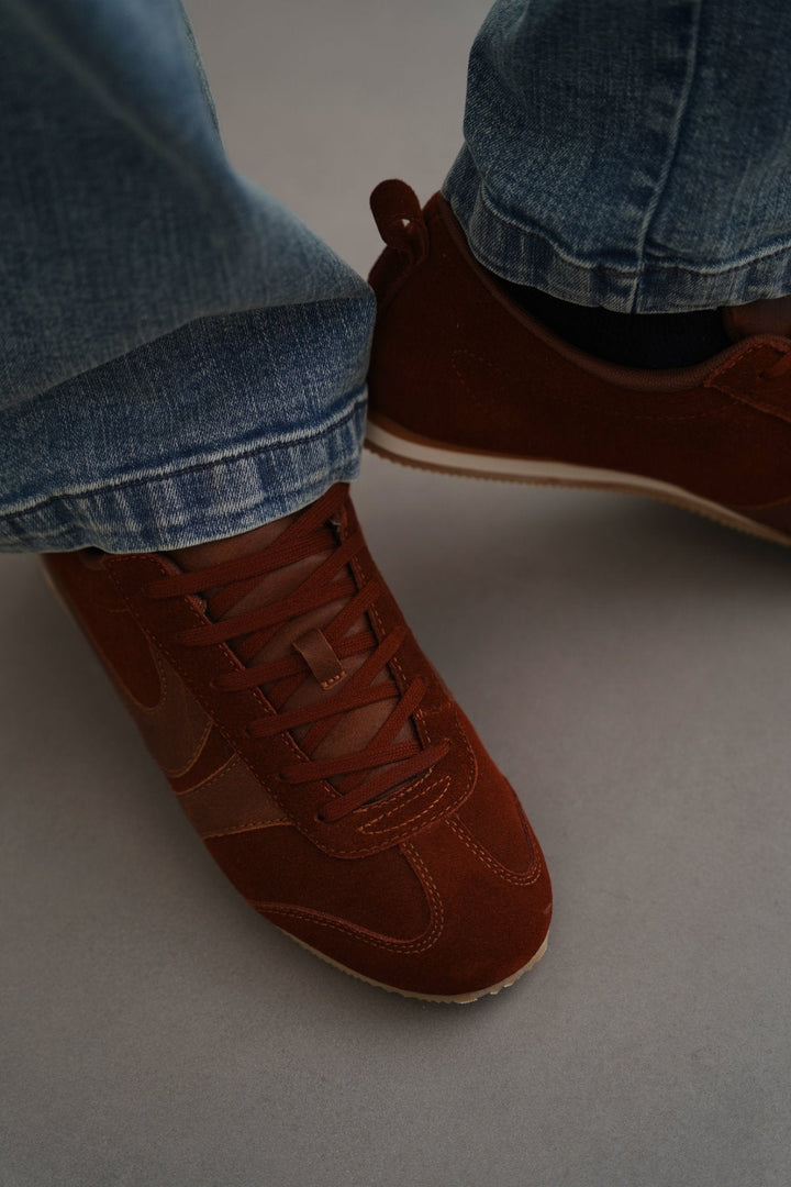 BROWN SUEDE LIFESTYLE SNEAKERS