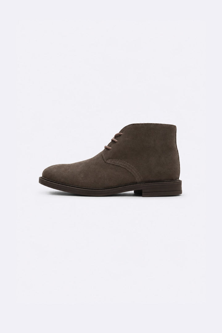 TAUPE SUEDE CHUKKA BOOTS