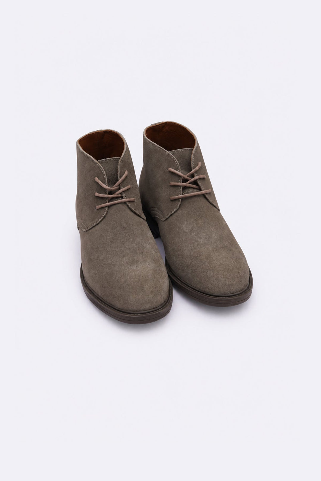 TAUPE SUEDE CHUKKA BOOTS