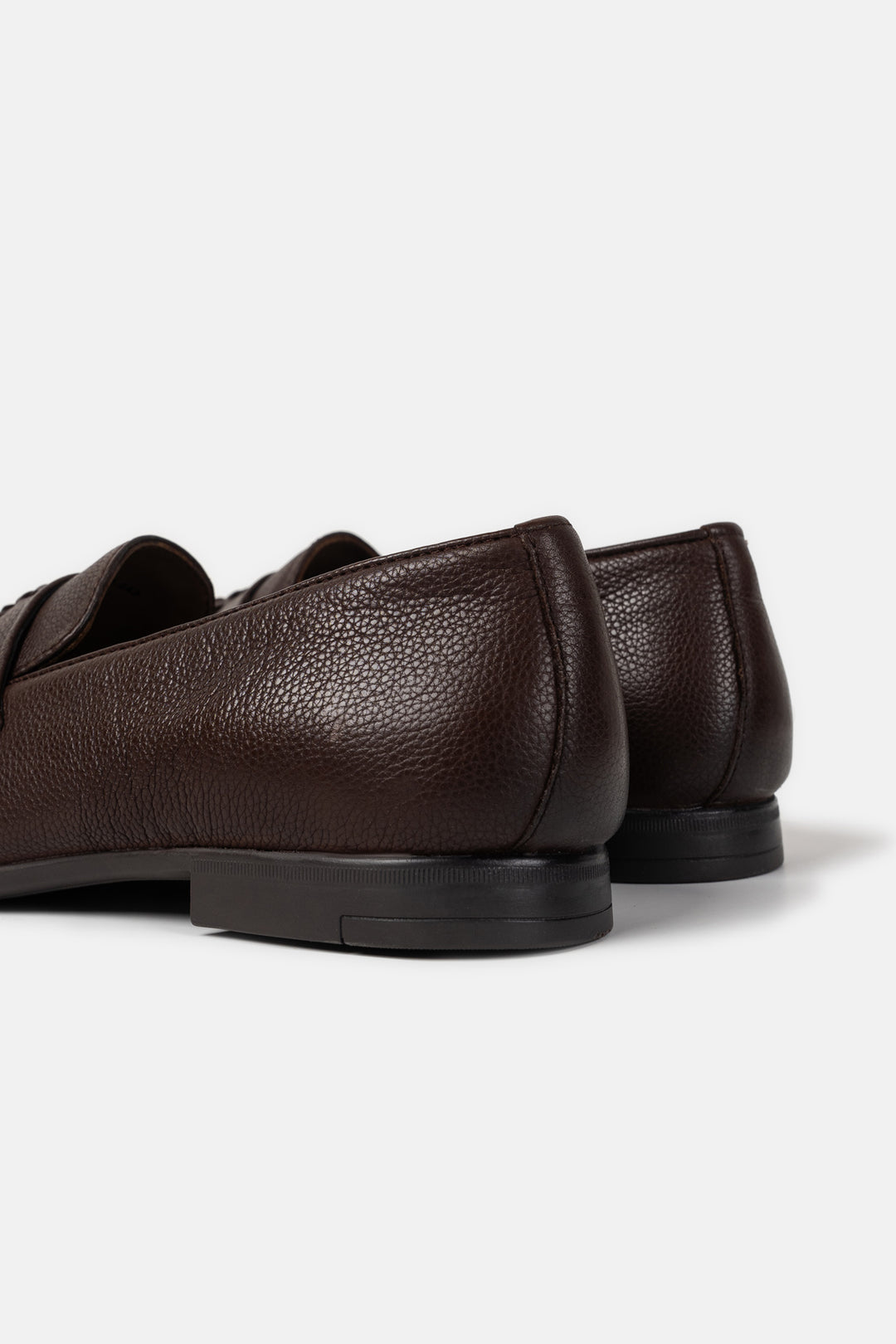 TASSELED LEATHER LOAFERS