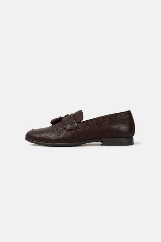 TASSELED LEATHER LOAFERS