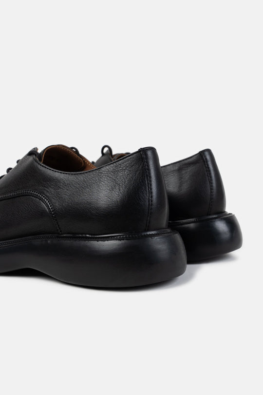 BLACK LEATHER DERBY SHOES