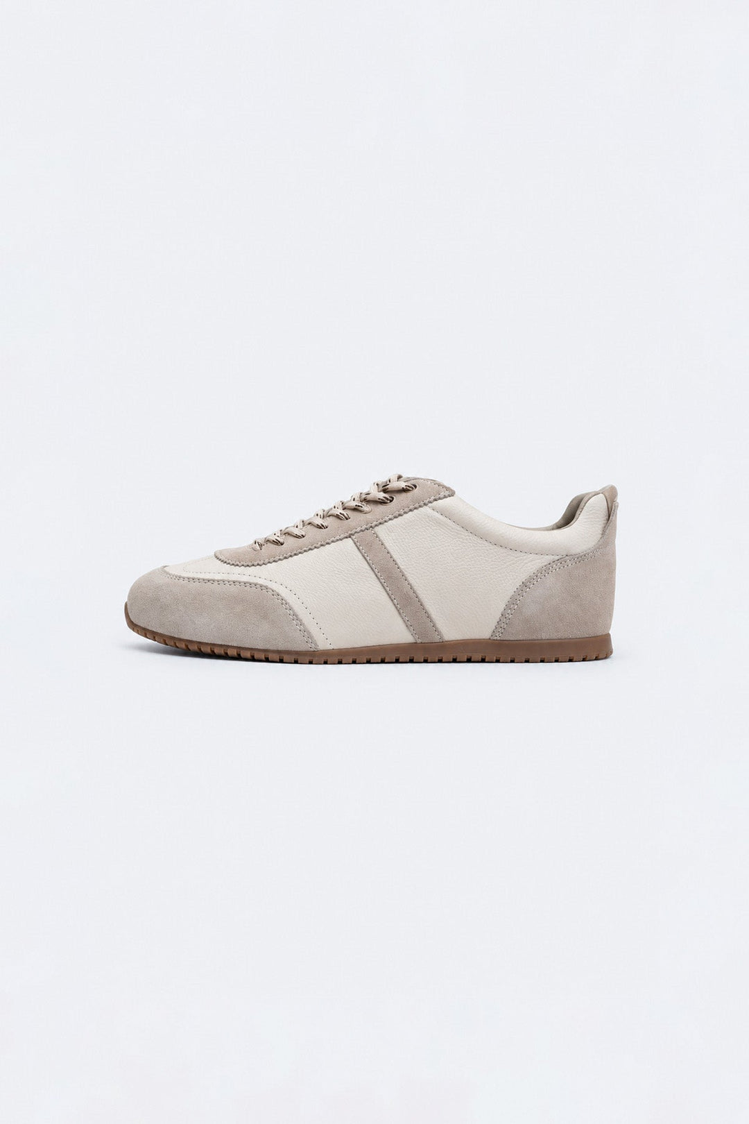RETRO SNEAKERS