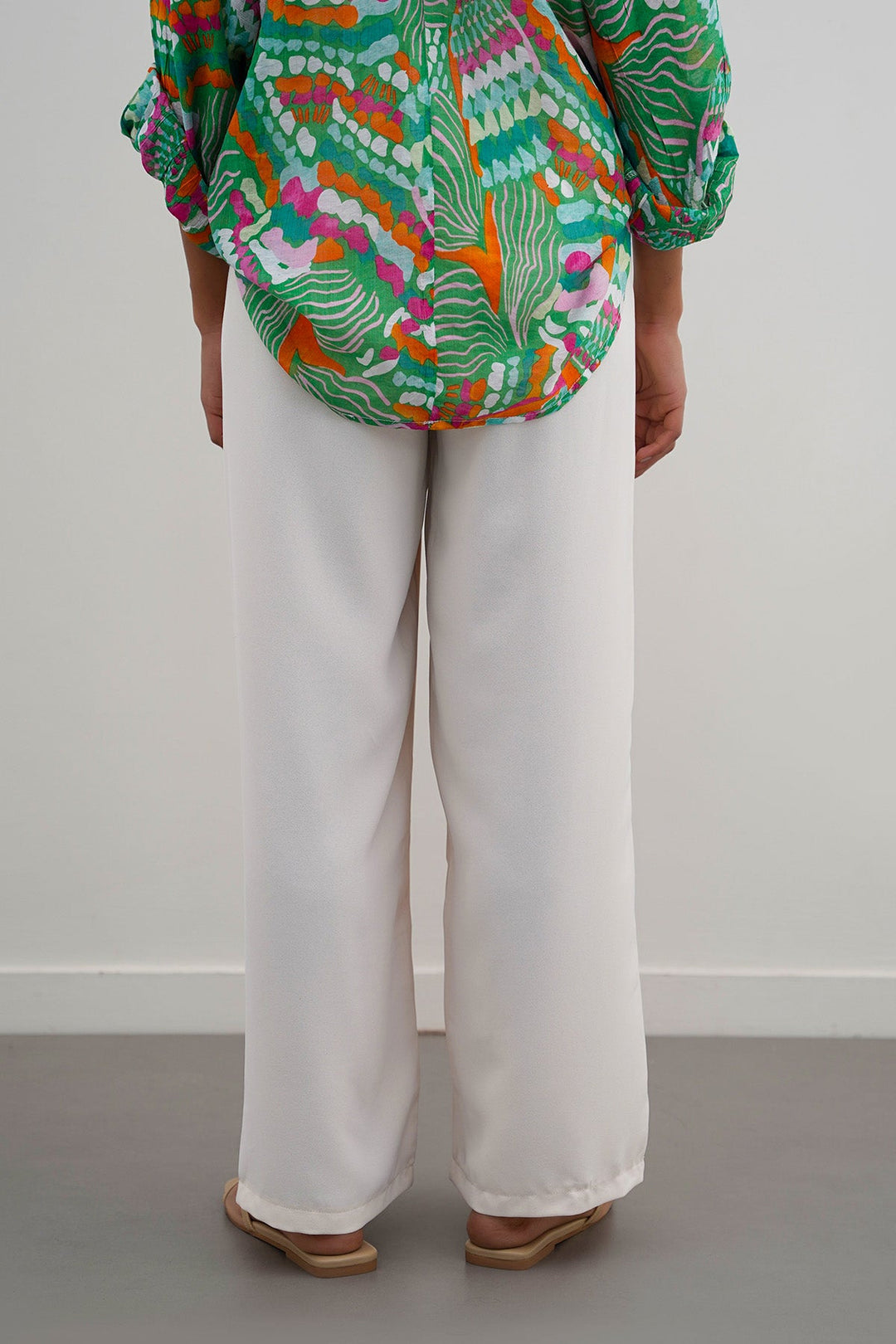 CREAM TIE-AROUND RESORT PANTS
