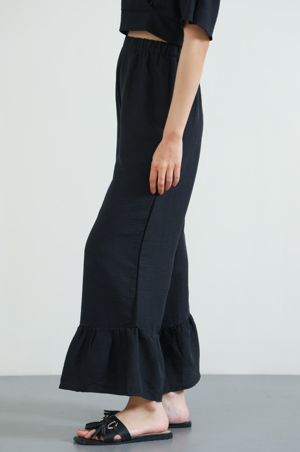 BLACK RESORT FLARED PANTS