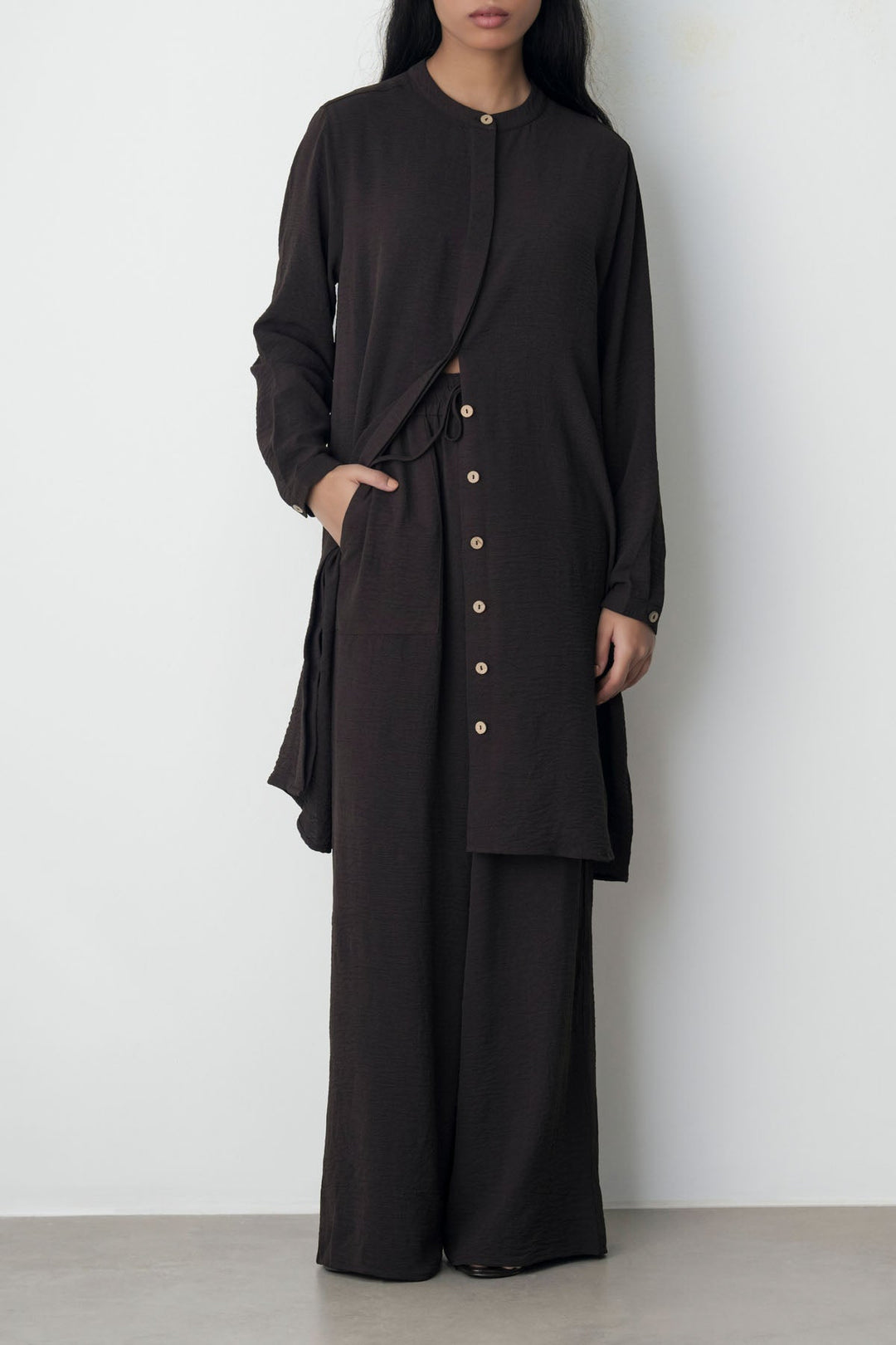 COFFEE SLINKY WIDE LEG PANTS