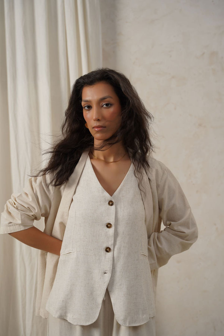 BEIGE CASUAL LINEN VEST
