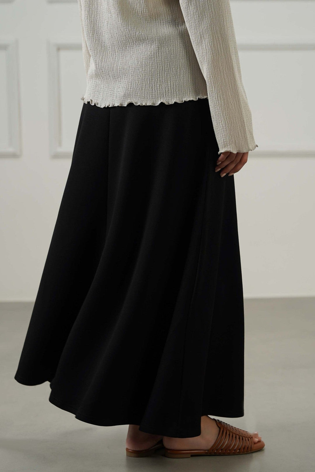 BLACK CASUAL EVERYDAY SKIRT