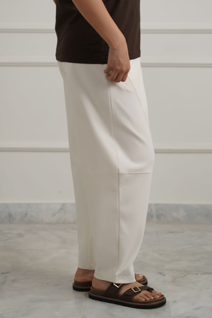 STUDIO BARREL PANTS