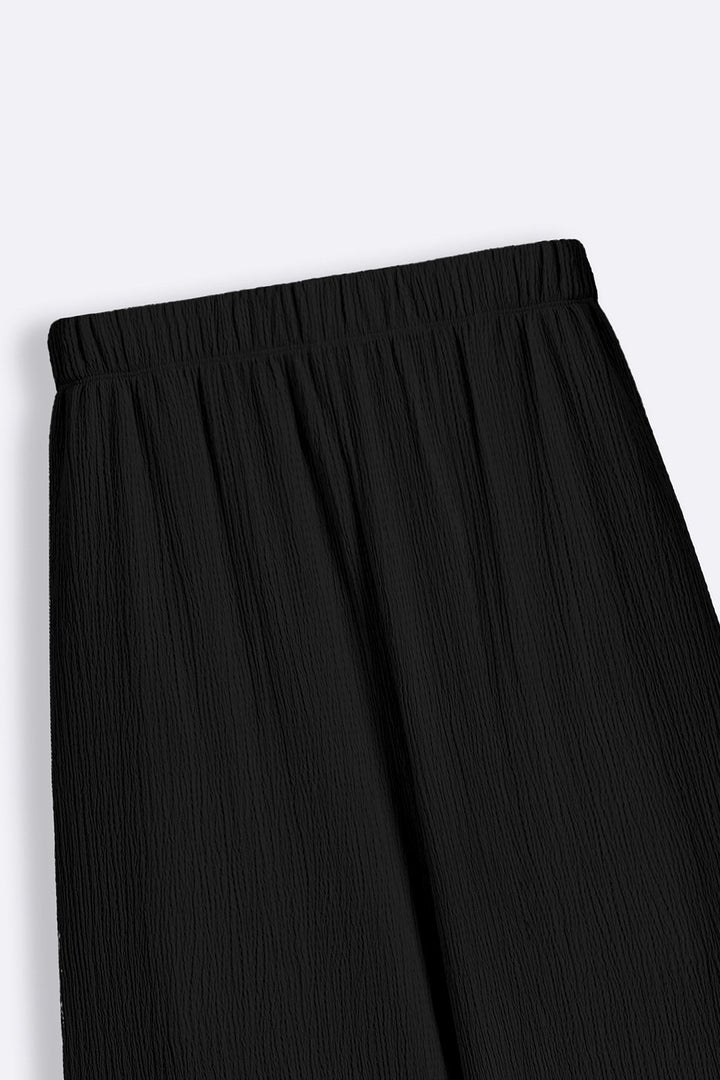 BLACK CRINKLE KNIT PANTS