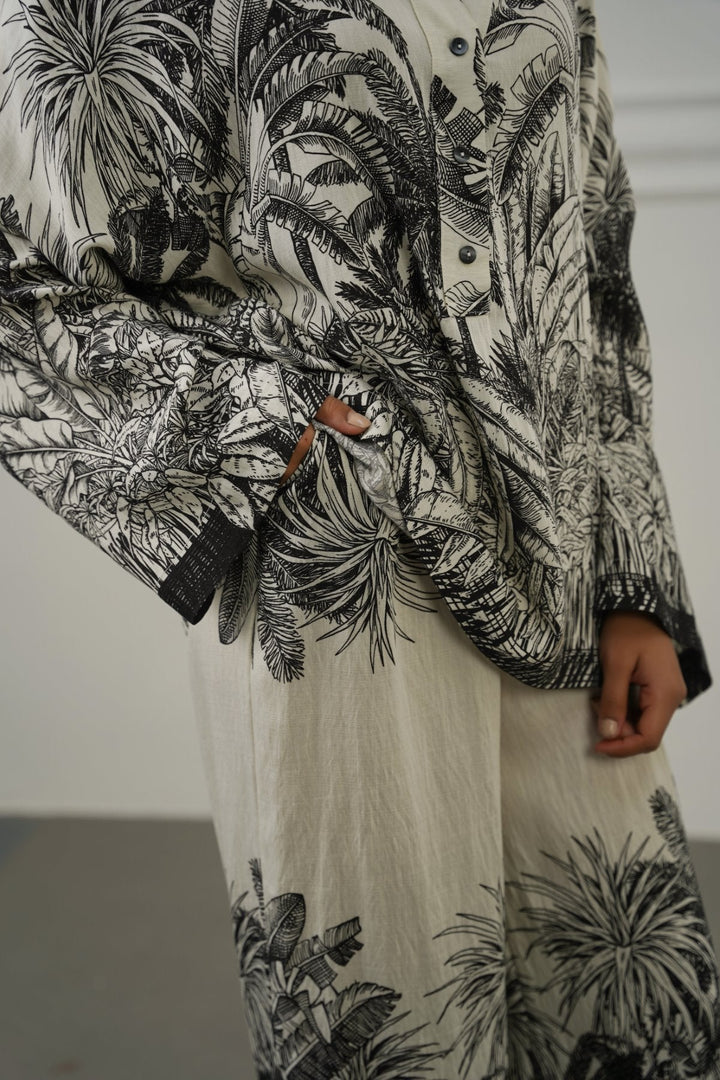 OFF WHITE JUNGLE ETCH PANTS
