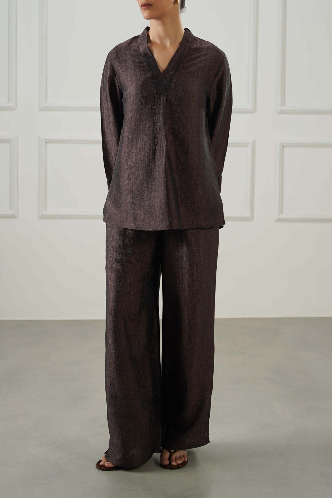 COFFEE TEXTURED FLOWY PANTS