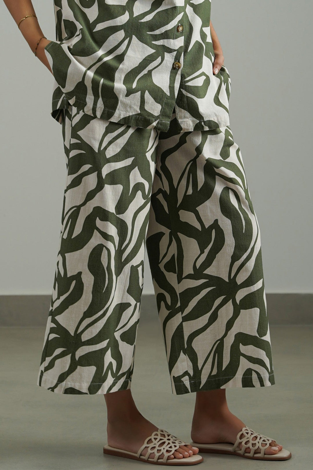 GREEN WEEKEND ON BROADWAY CULOTTES