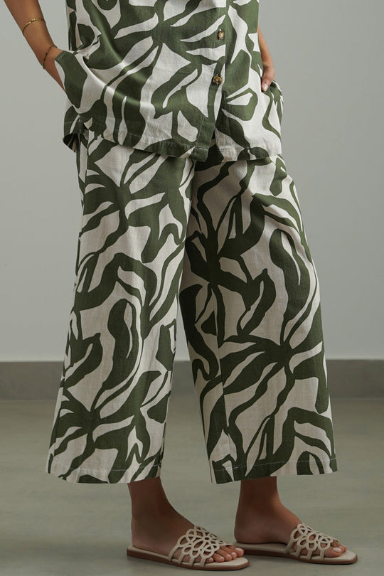 GREEN WEEKEND ON BROADWAY CULOTTES
