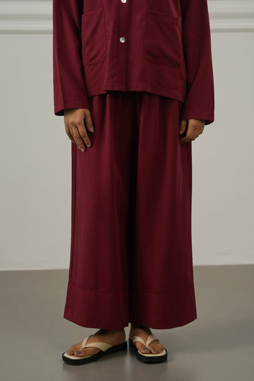 BURGUNDY TENCEL-LINEN EASE PANTS
