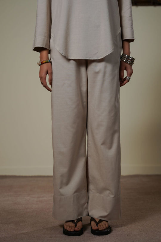 BEIGE EASY WIDE PANTS