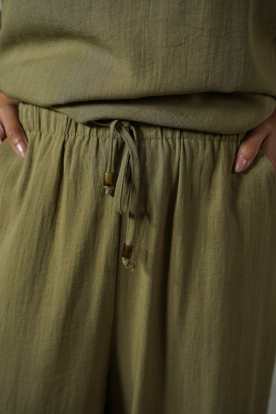 OLIVE CROPPED SAFARI PANTS