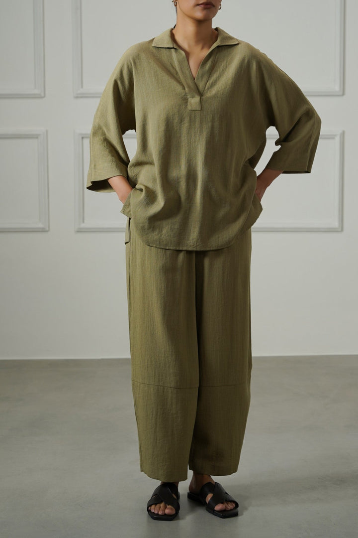 OLIVE CROPPED SAFARI PANTS