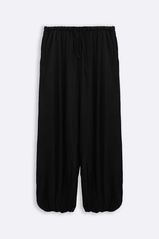 BLACK SLOUCHY HAREM PANTS