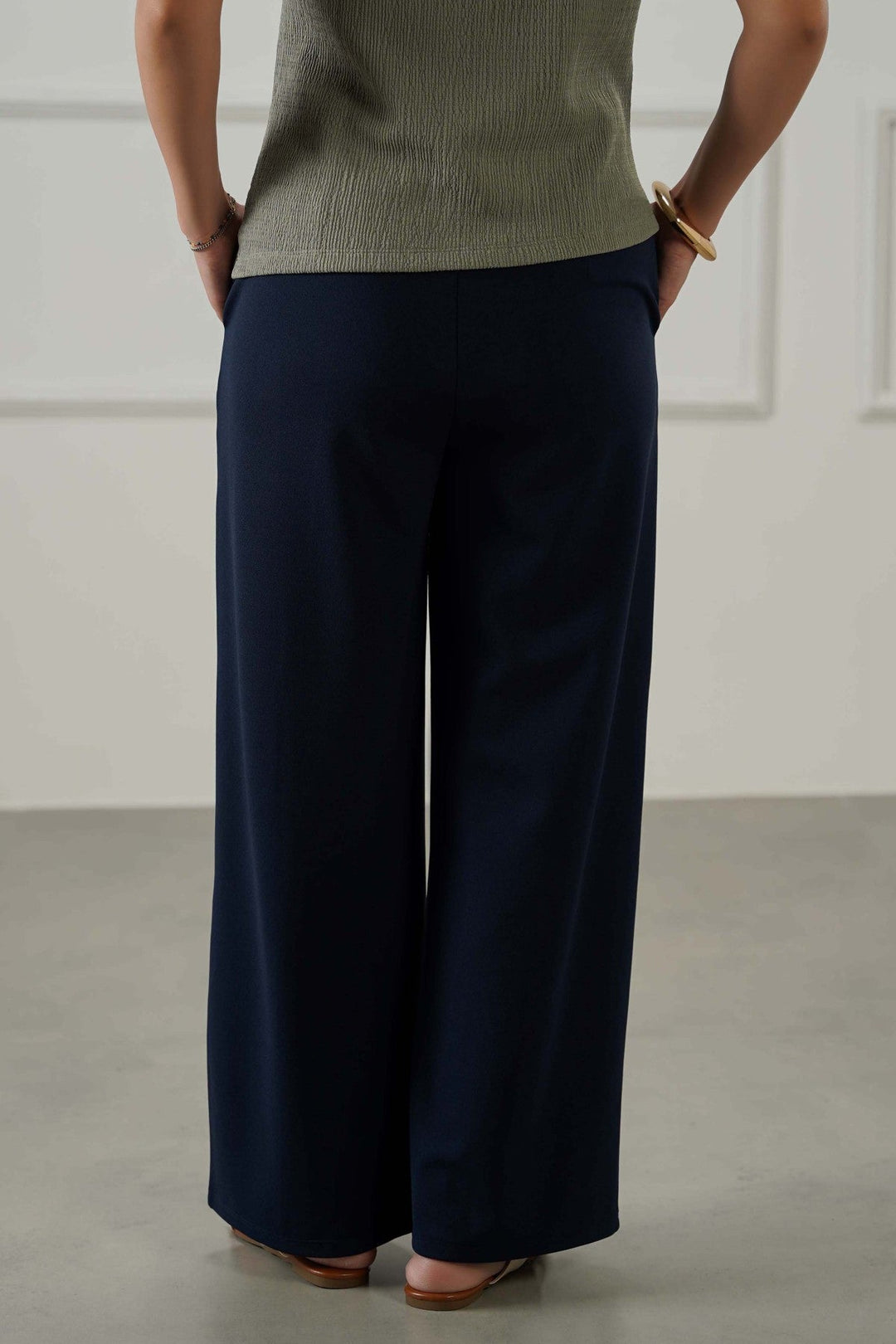 NAVY TAILORED WIDE PANTS