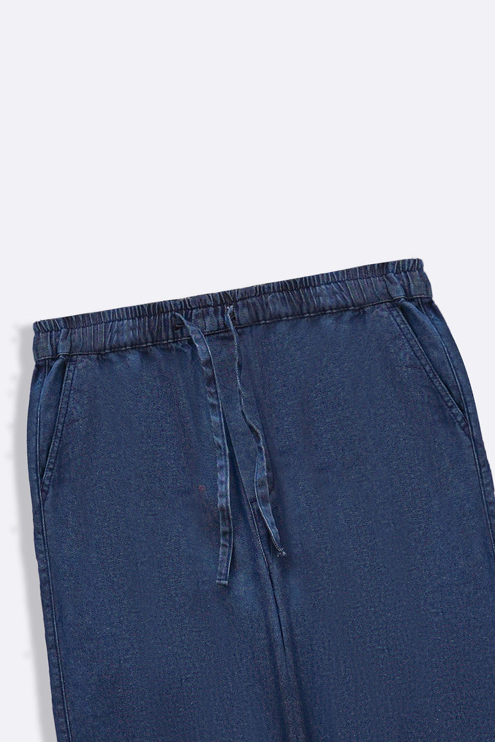 MID BLUE EASY CROPPED JEANS